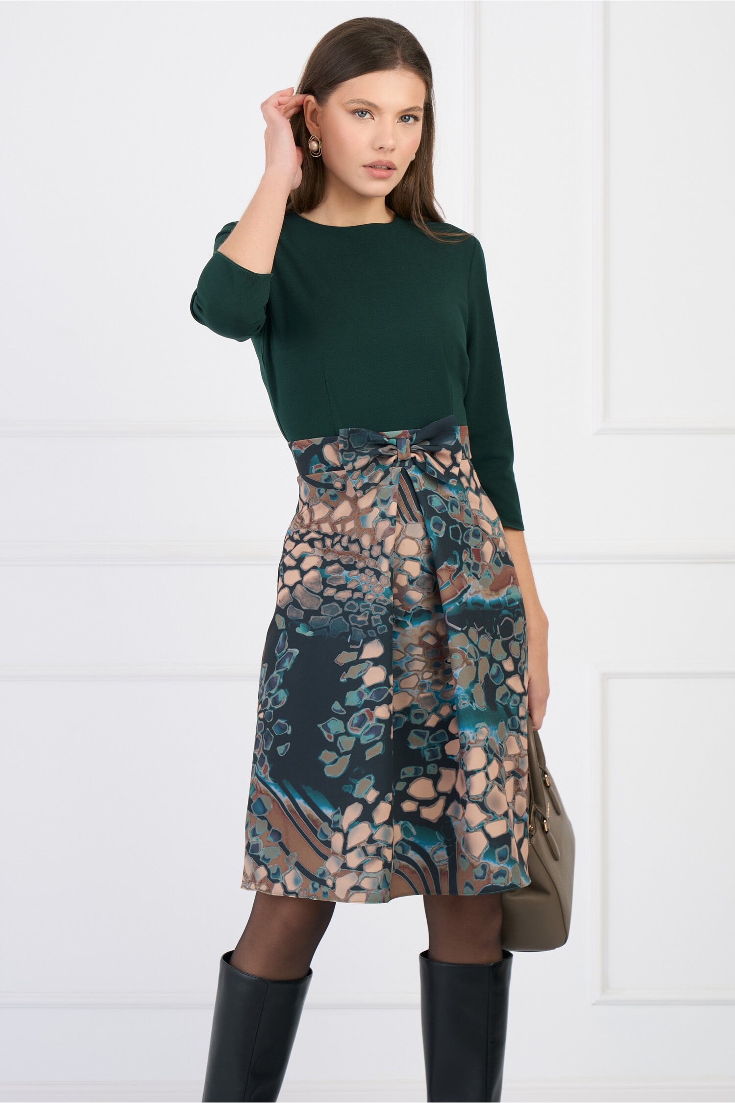 rochie-dy-fashion-office-cu-bust-din-crep-uni-si-fusta-cu-print-verde-maro-1337126-1081955-4