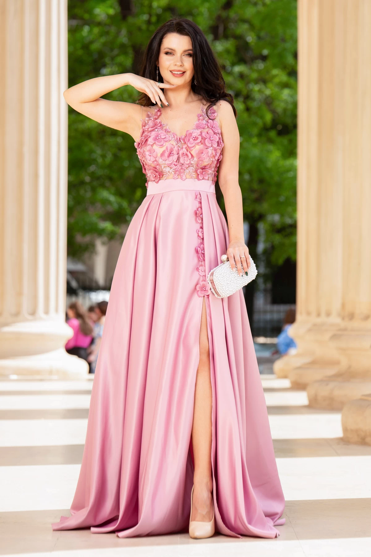 rochie-eleganta-abigail-roz-tip-printesa-din-tafta-cu-flori-3d_83657