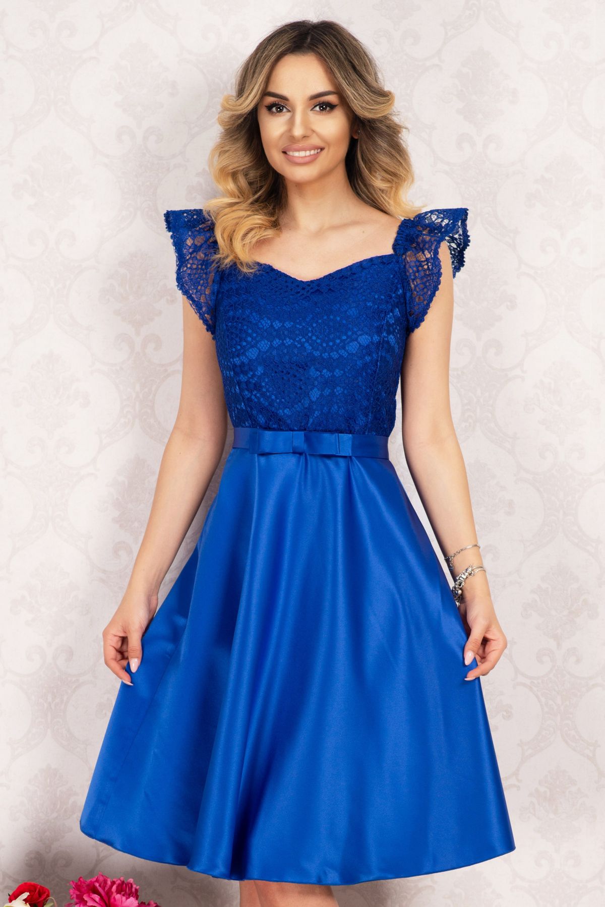 rochie-eleganta-inpuff-de-ocazie-albastra-cu-broderie-aplicata-si-funda-58251