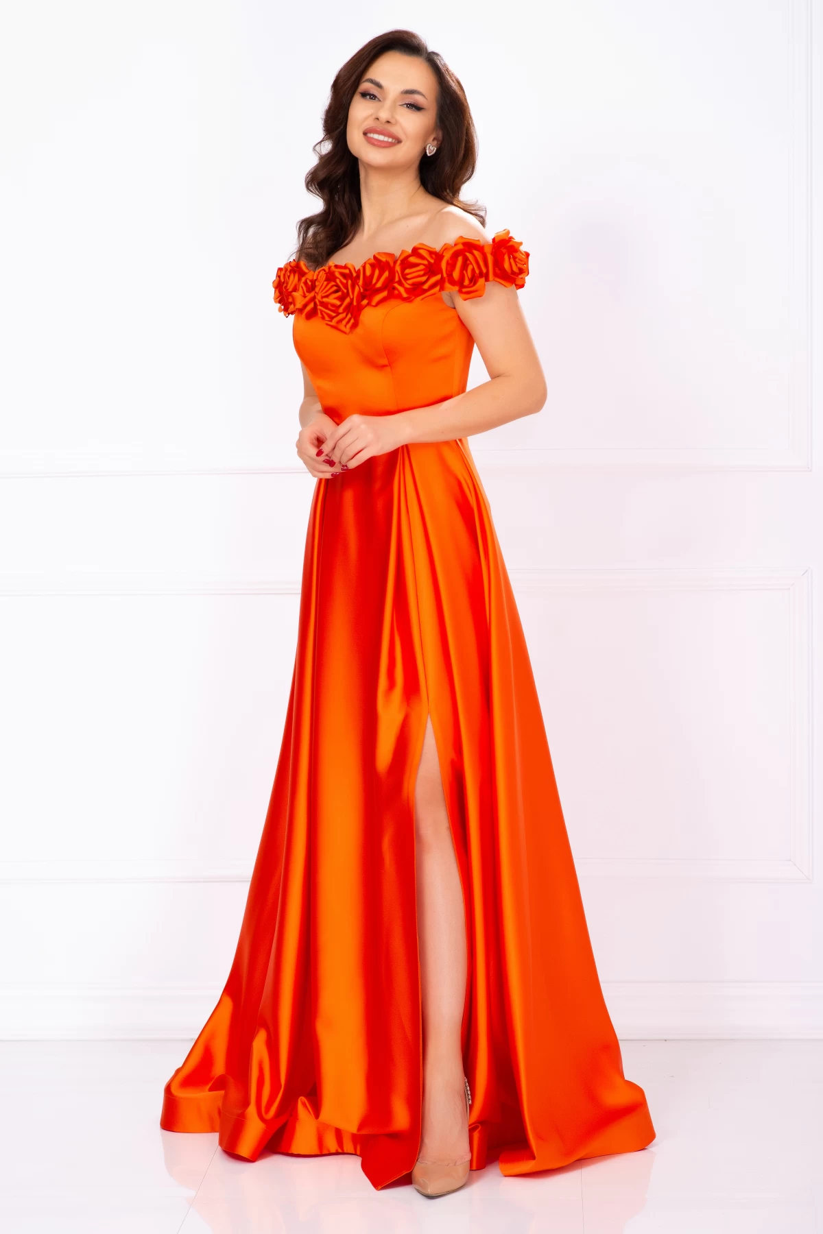 rochie-eleganta-lunga-penelope-orange-cu-trandafiri-pretiosi_82620