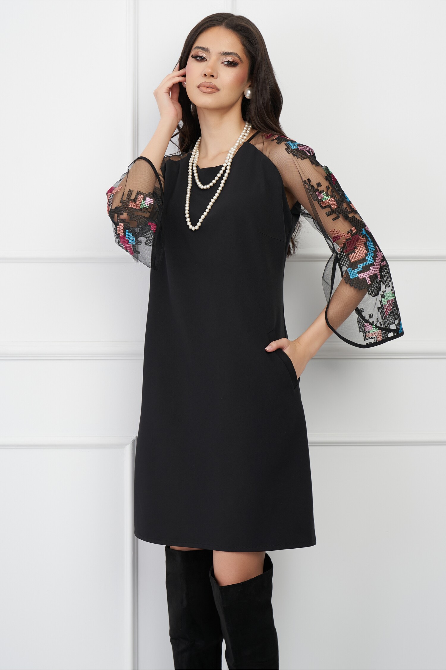 rochie-ella-collection-andrea-neagra-cu-broderie-geometrica-pastelata-pe-maneci-1323707-1073654-4