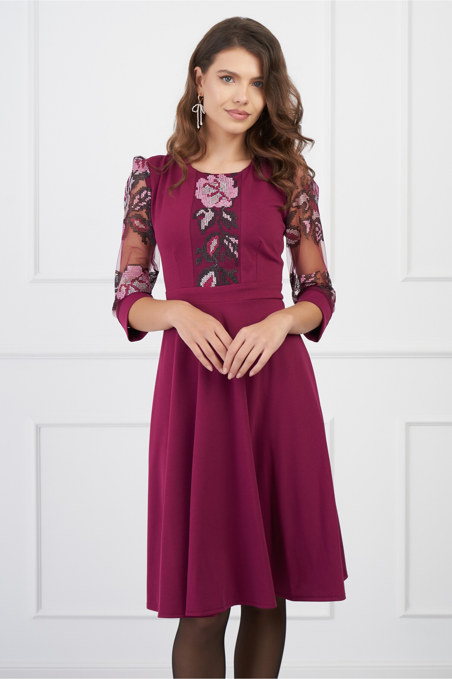 rochie-ella-collection-ecaterina-magenta-cu-broderie-roz-1323734-1070993-4