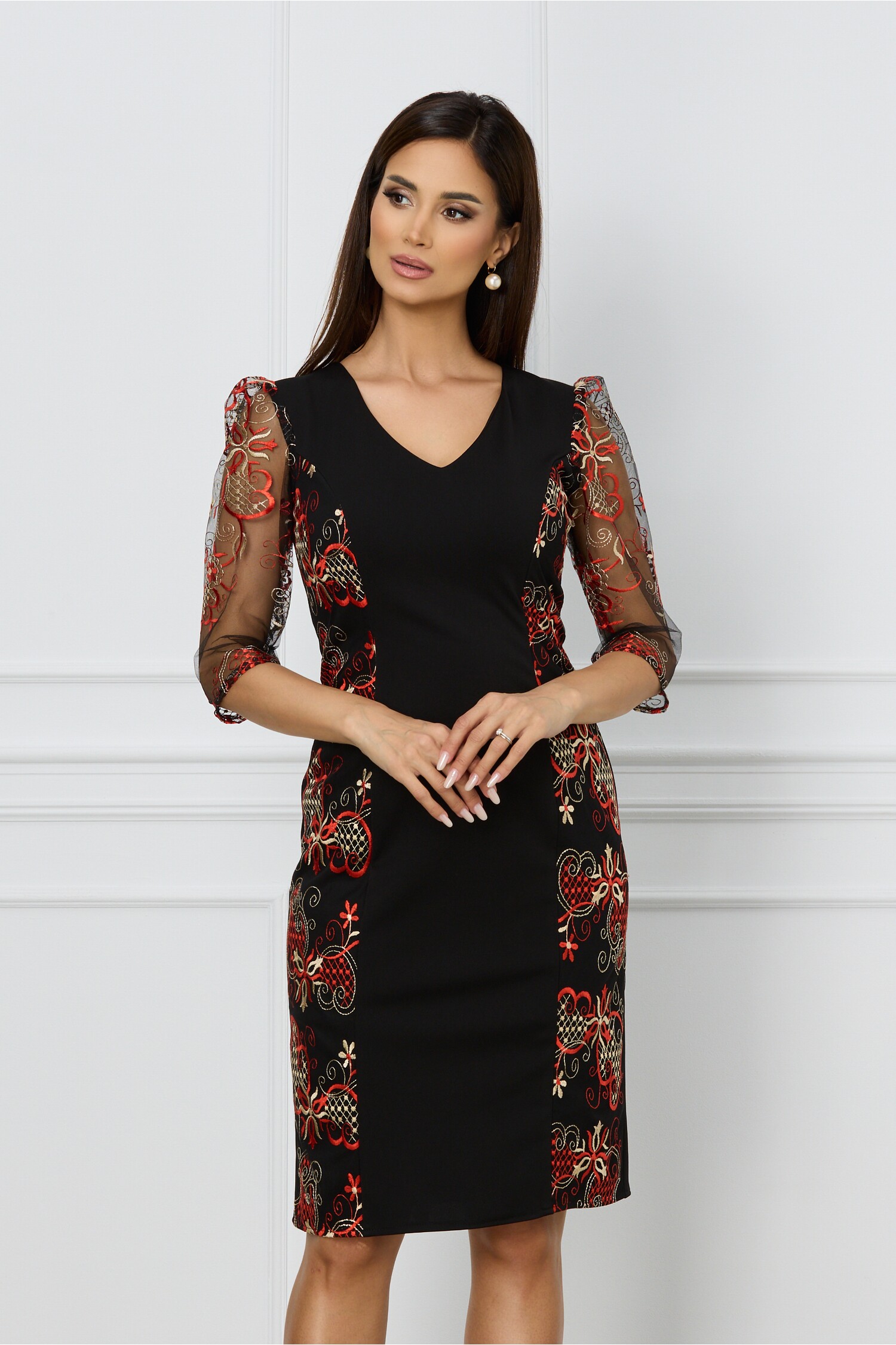 rochie-ella-collection-sofia-neagra-cu-broderie-rosie-1283963-1038518-4