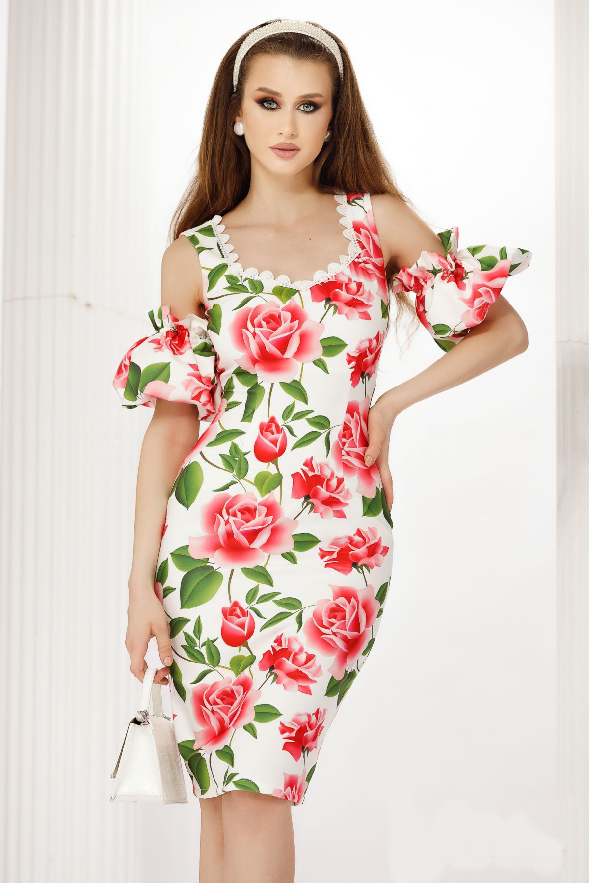 rochie-fofy-alba-cu-imprimeu-trandafiri-si-maneci-detasabile_73839