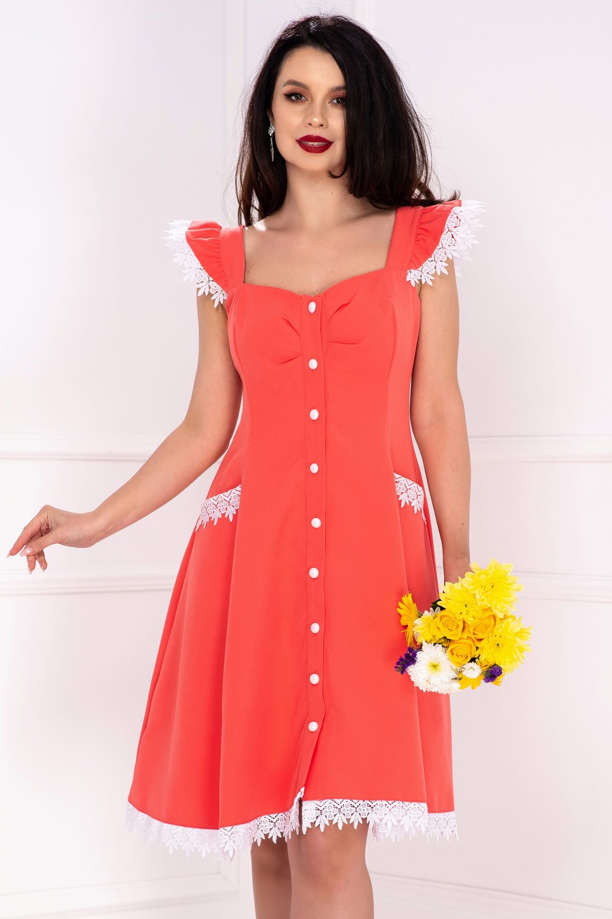 rochie-inpuff-corai-cu-volanase-la-umeri-si-broderie-aplicata_75887