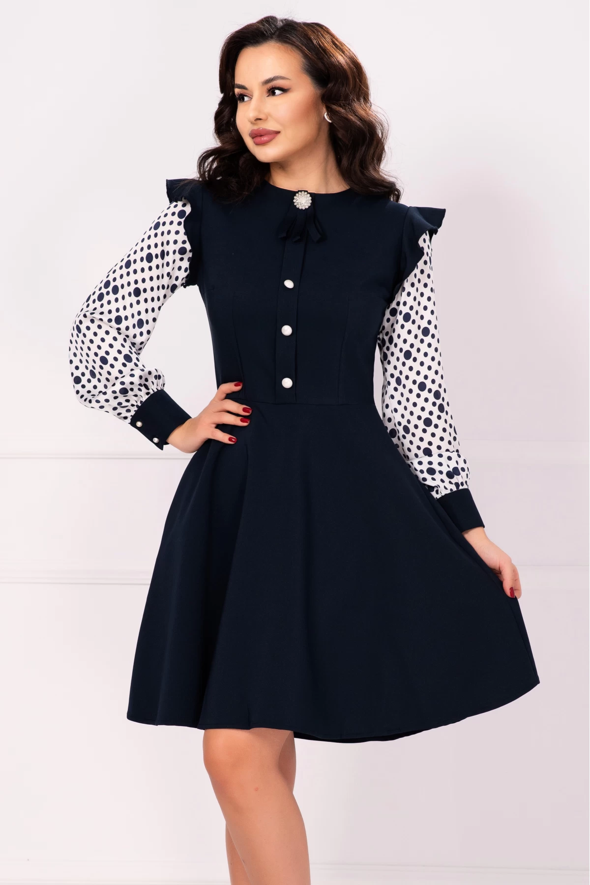 rochie-inpuff-in-clos-bleumarin-cu-volane-la-umeri-si-maneci-cu-buline_79526