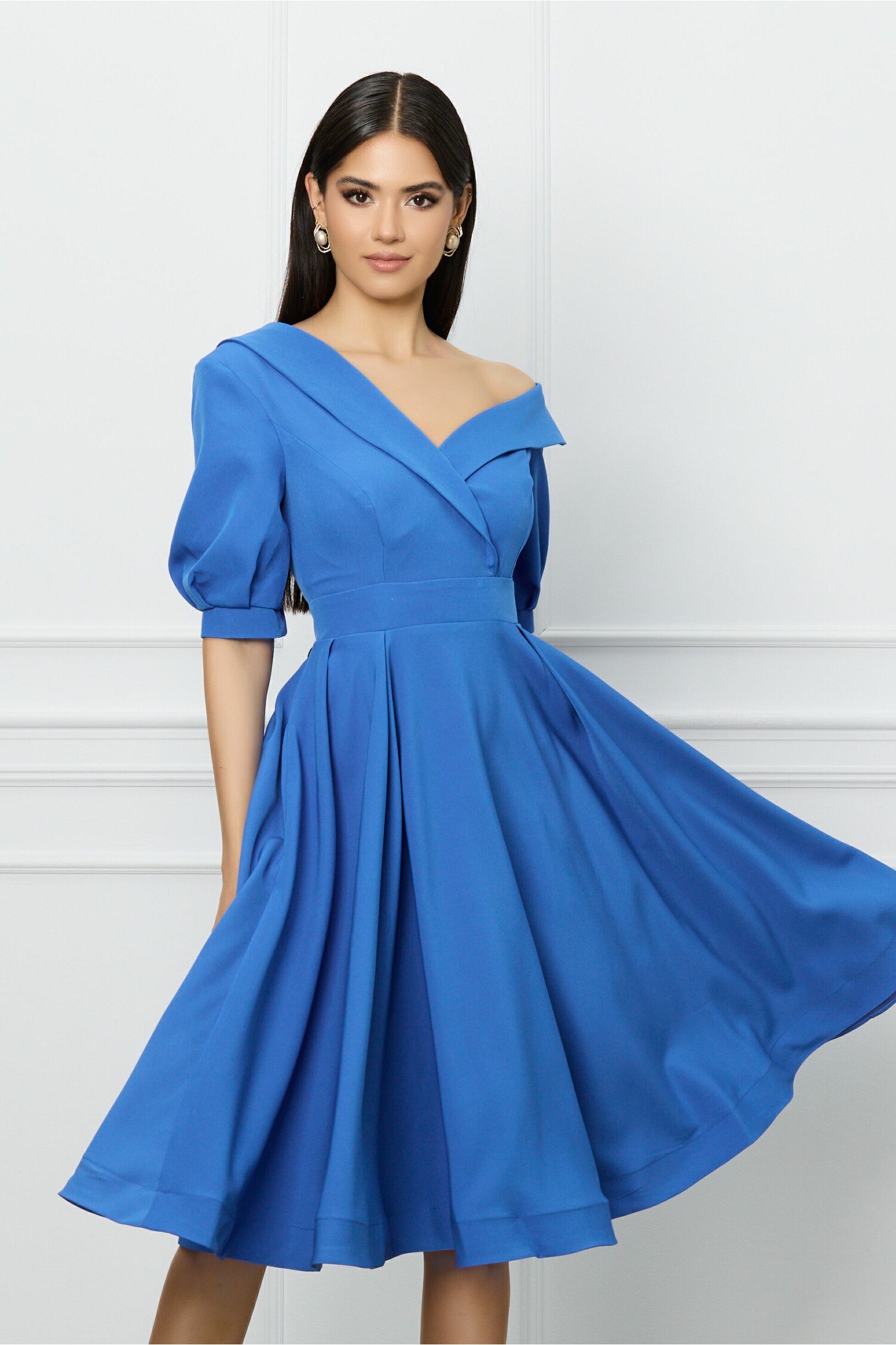 rochie-mbg-albastra-cu-rever-la-bust-1308707-1059944-4