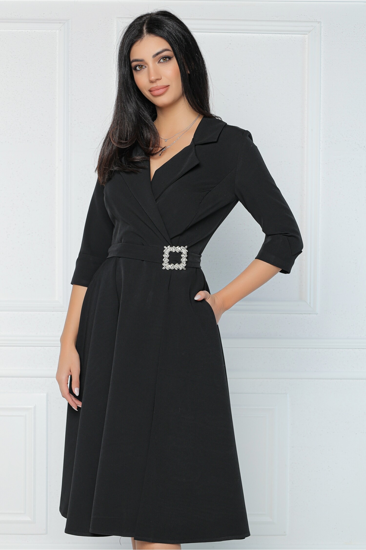 rochie-mbg-office-din-stofa-neagra-cu-catarama-in-talie-1335899-1080881-4