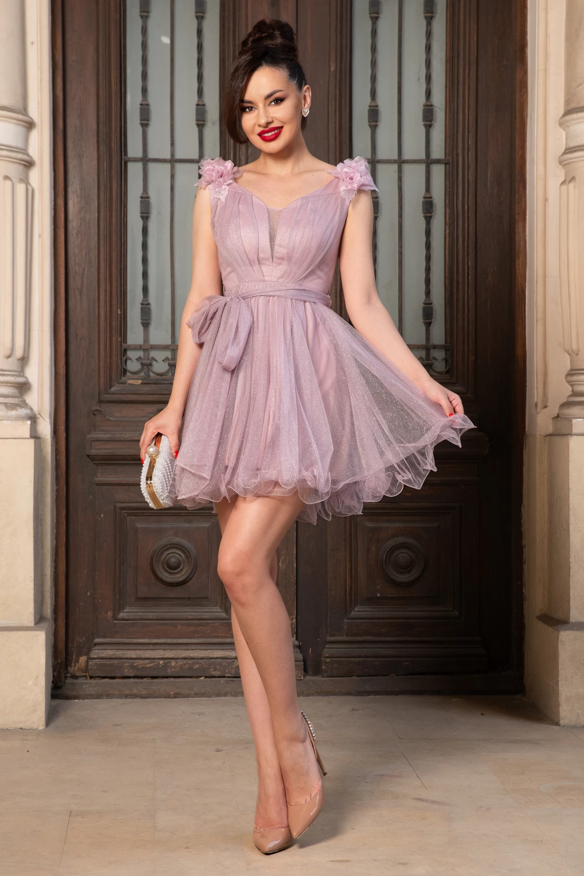 rochie-mini-baby-doll-roz-cu-trandafiri-3d-la-umeri_84449