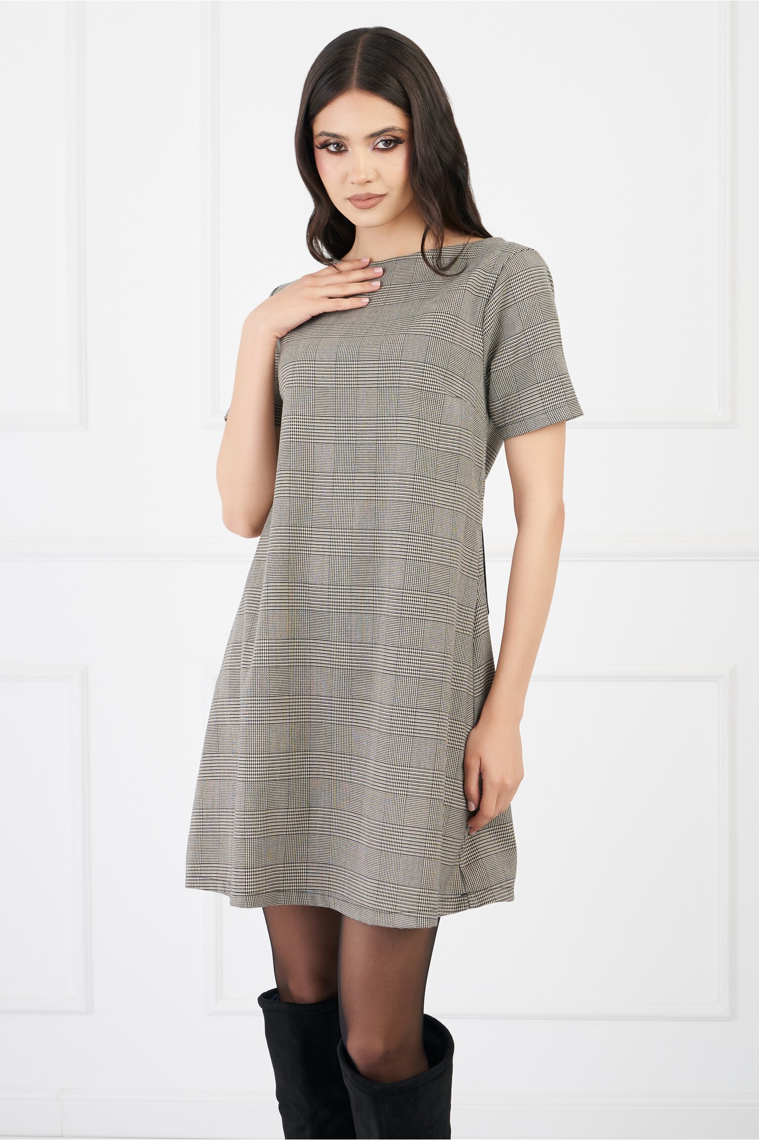 rochie-nadia-gri-cu-carouri-si-funda-la-spate-1330382-1077653-4