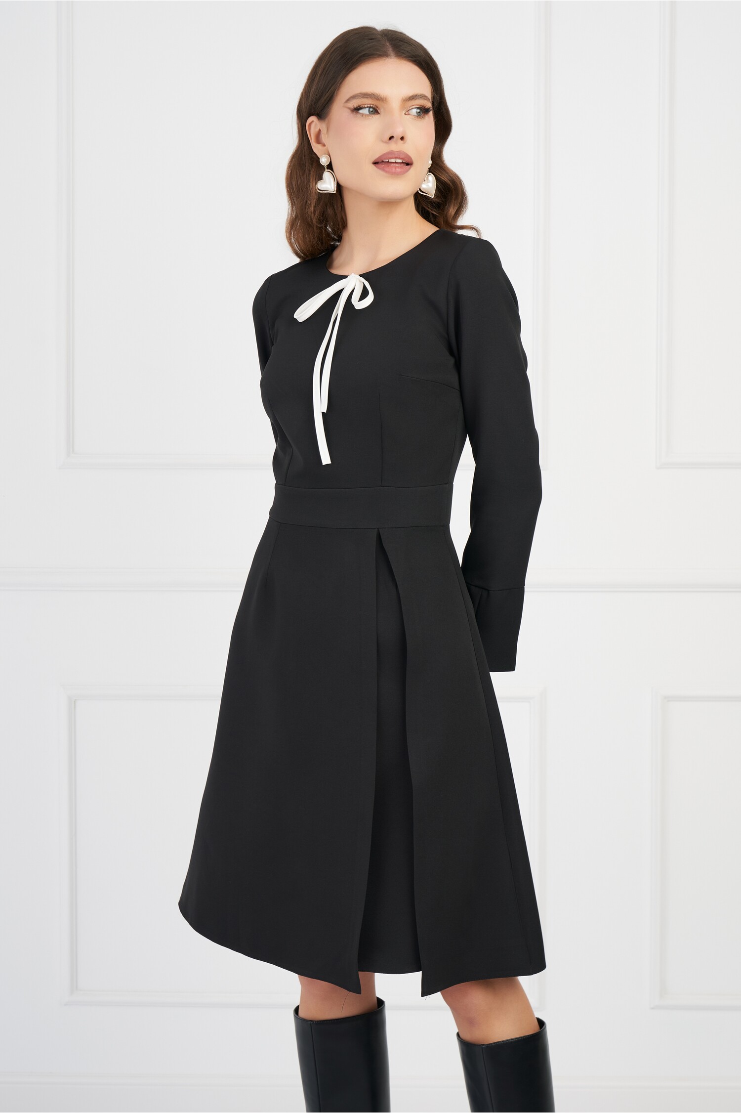 rochie-neagra-cu-fundita-subtire-alba-1328774-1075667-4
