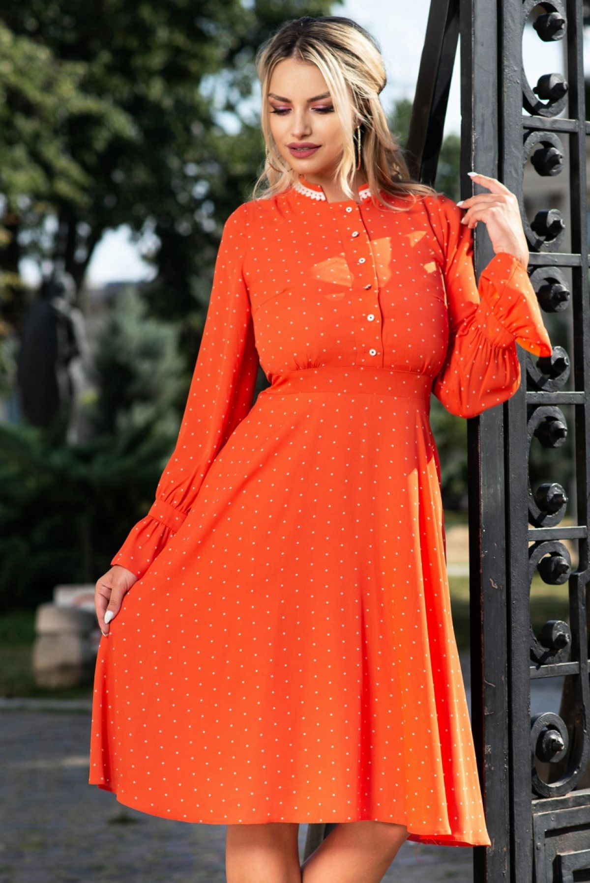 rochie-portocalie-cu-buline-moze-47116