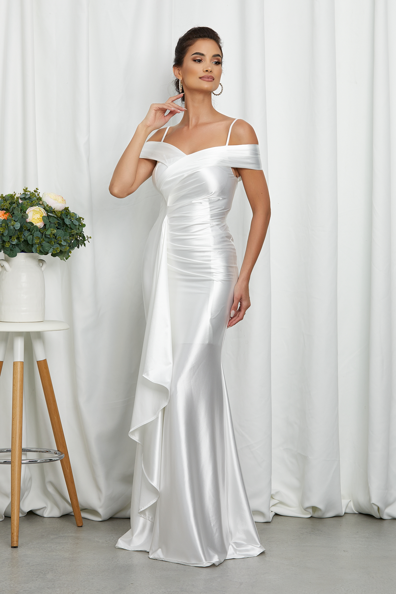 rochie_alba_lunga_de_ocazie_din_lycra_satinat_3_