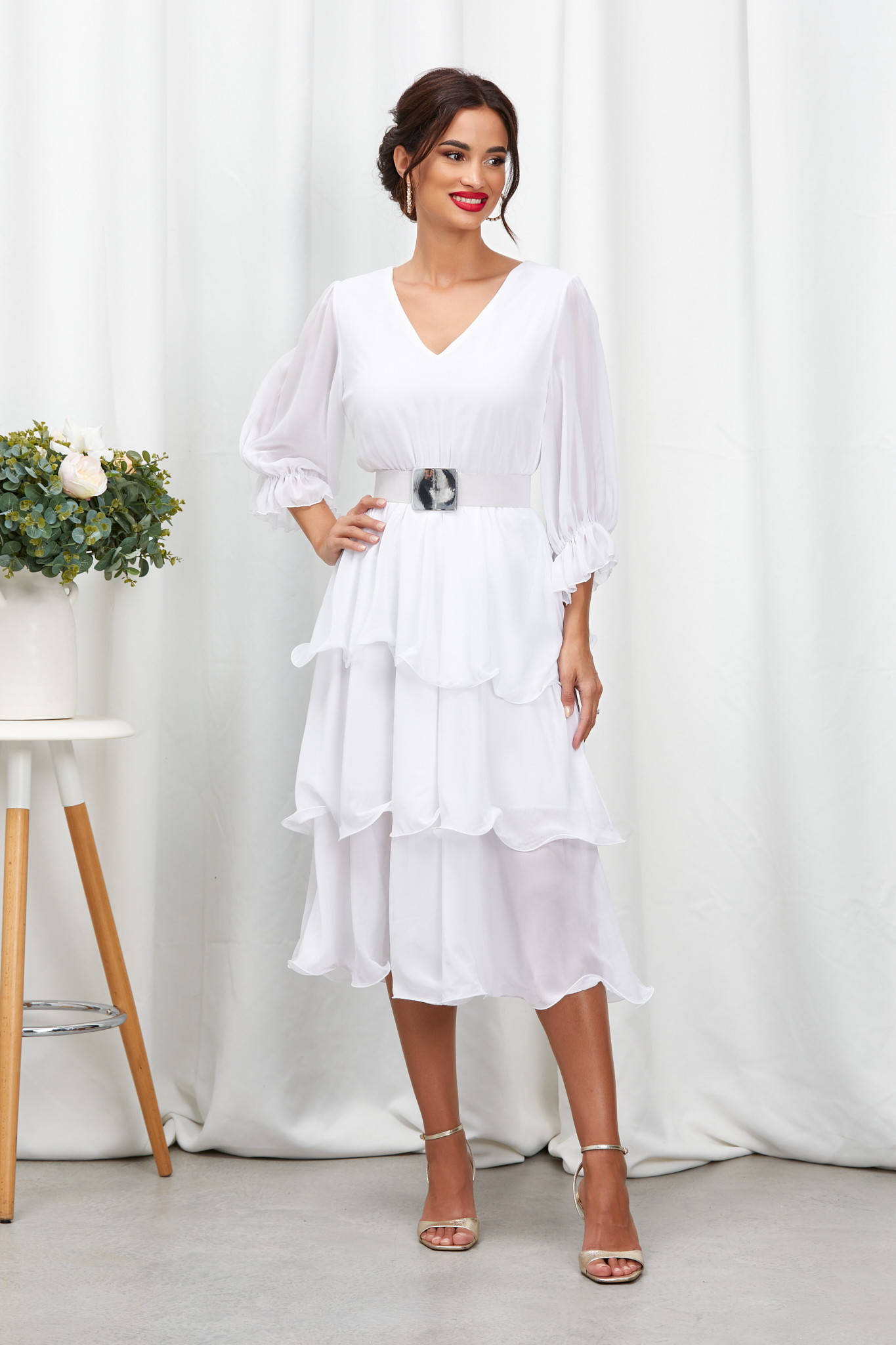 rochie_eleganta_alba_din_voal_cu_volane_3_