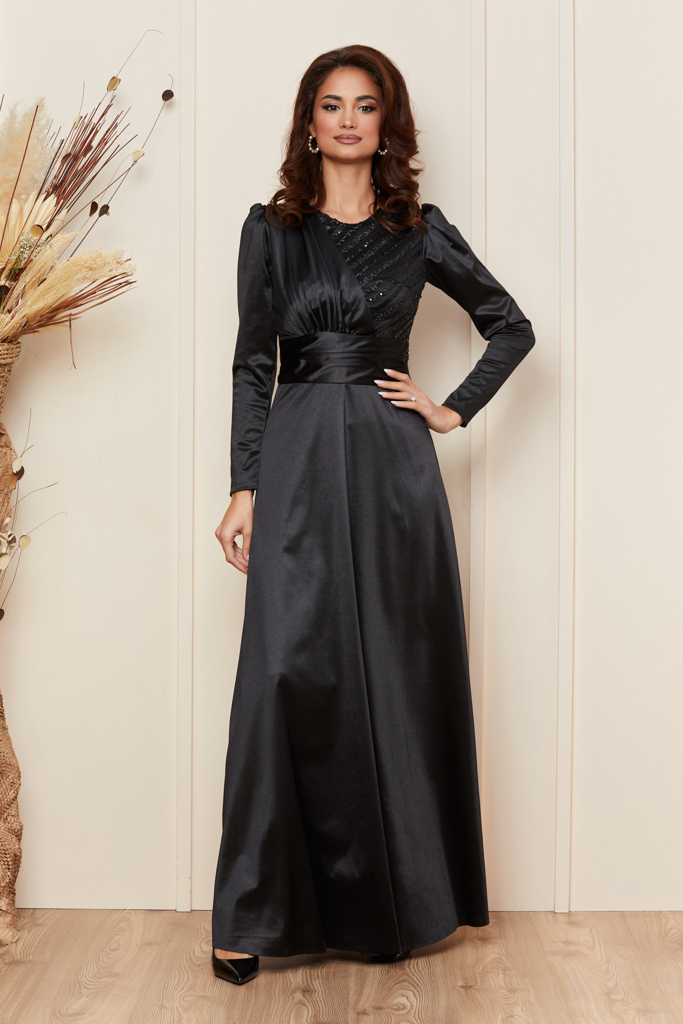rochie_lunga_de_ocazie_neagra_din_lycra_satinat_3_