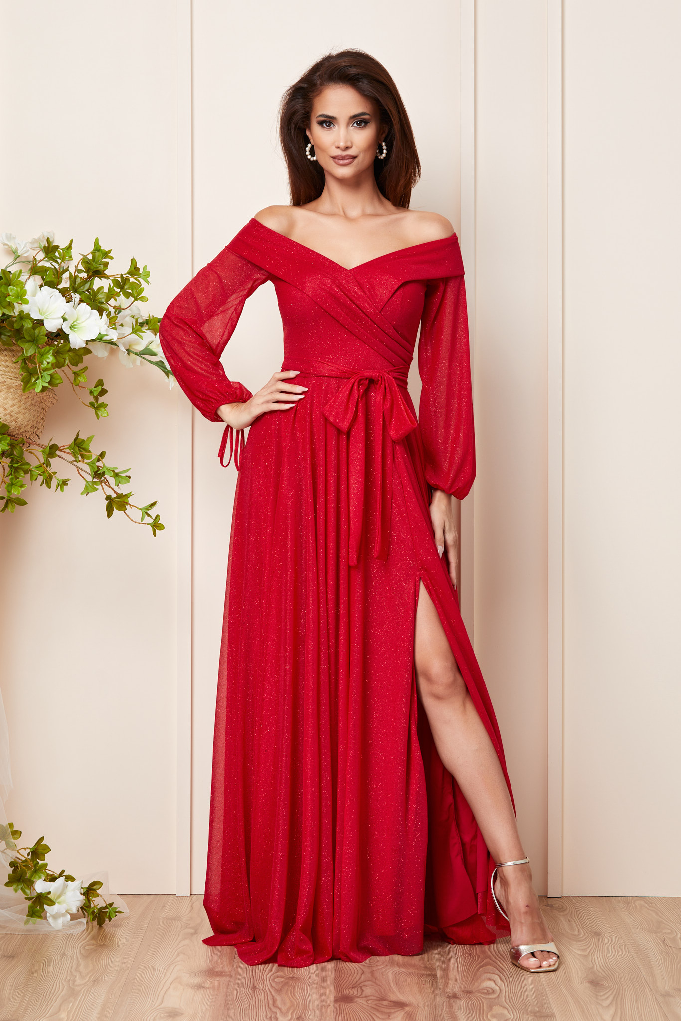 rochie_lunga_de_ocazie_rosie_cu_crapatura_3_