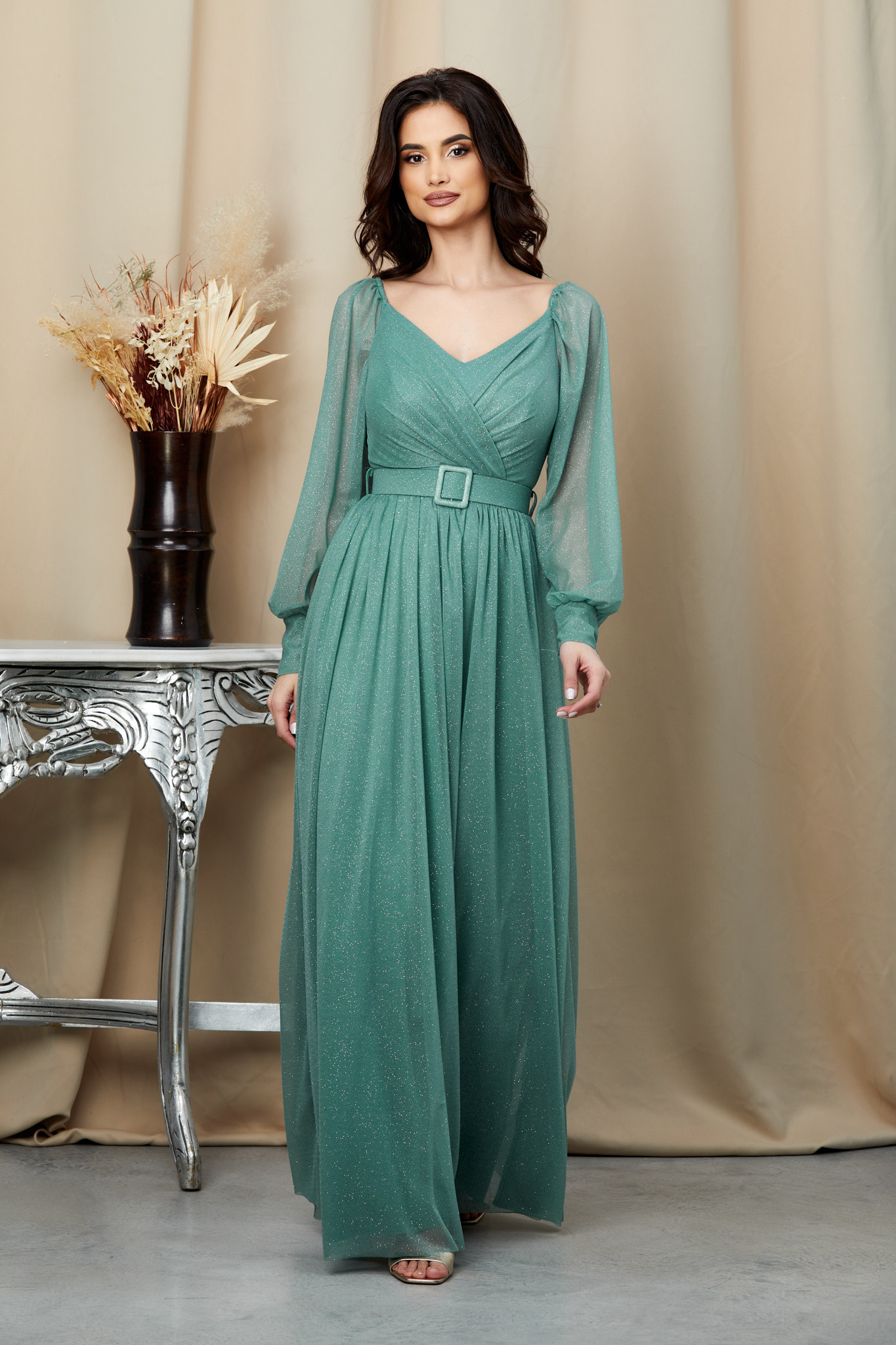 rochie_lunga_eleganta_din_voal_vernil_cu_glitter_3_