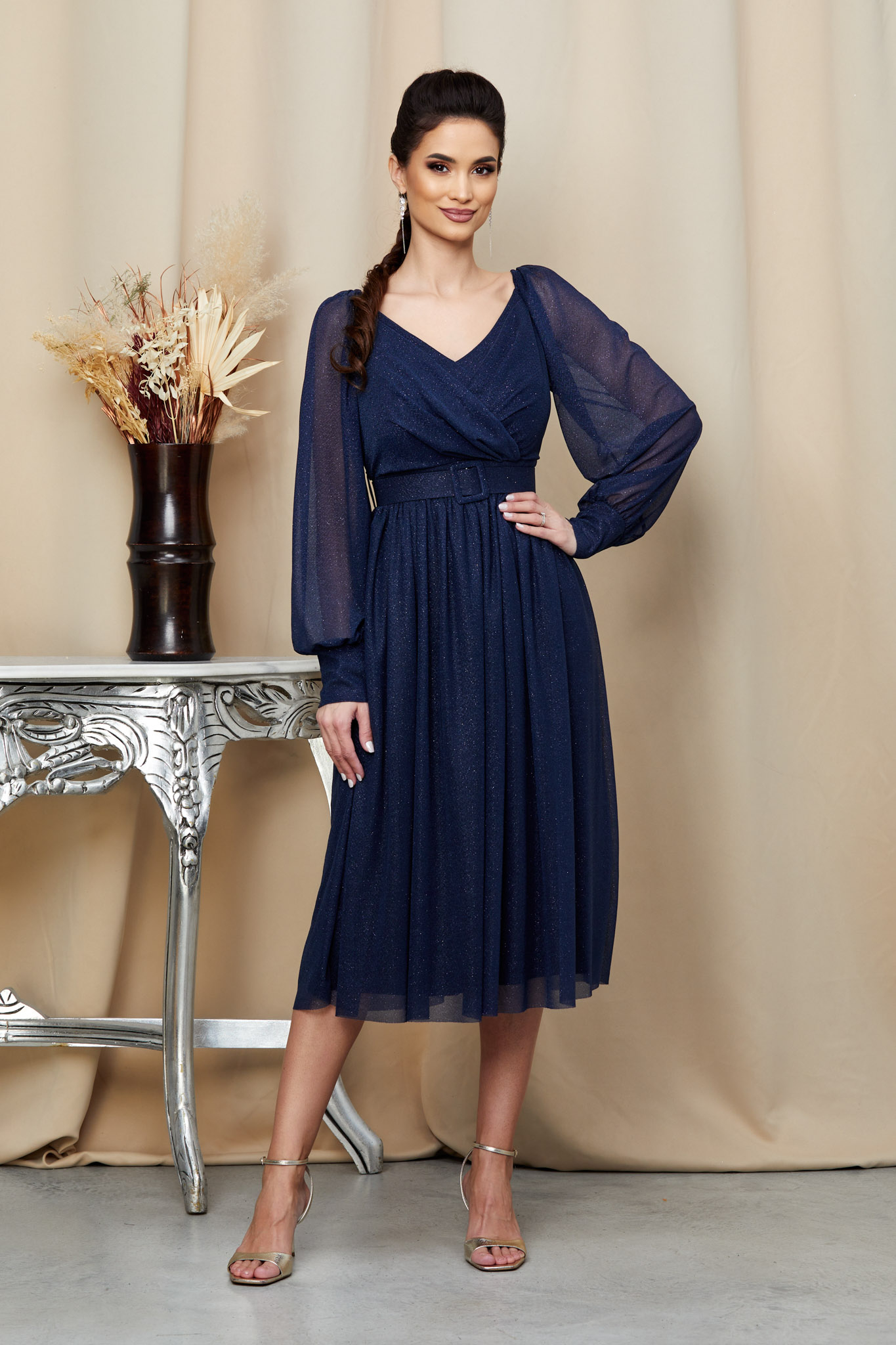 rochie_midi_eleganta_bleumarin_din_voal_cu_glitter_2_