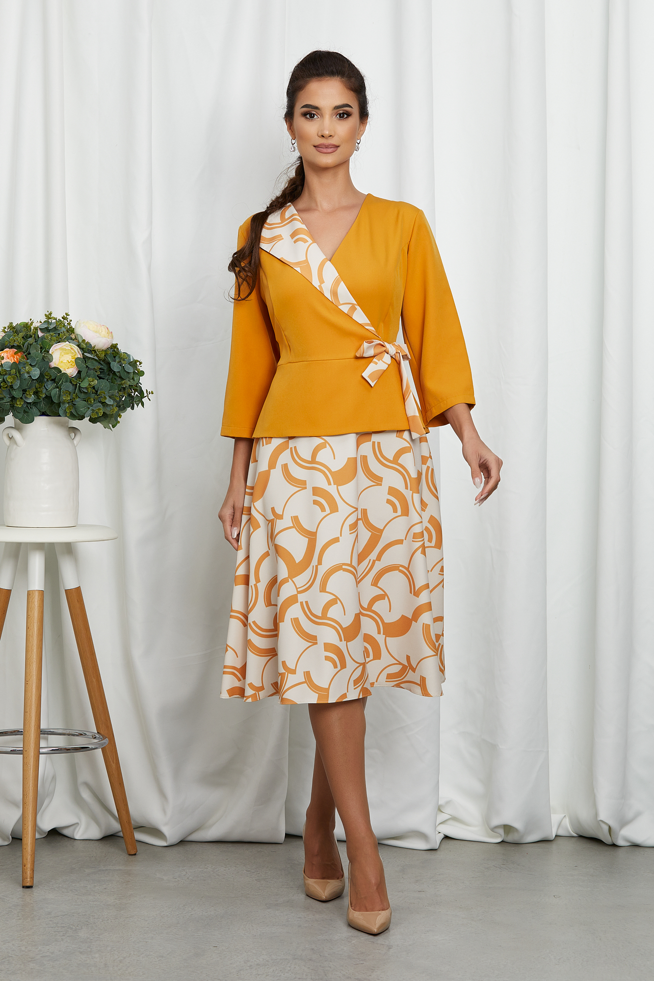 rochie_midi_eleganta_cu_imprimeu_galben_mustar_3_