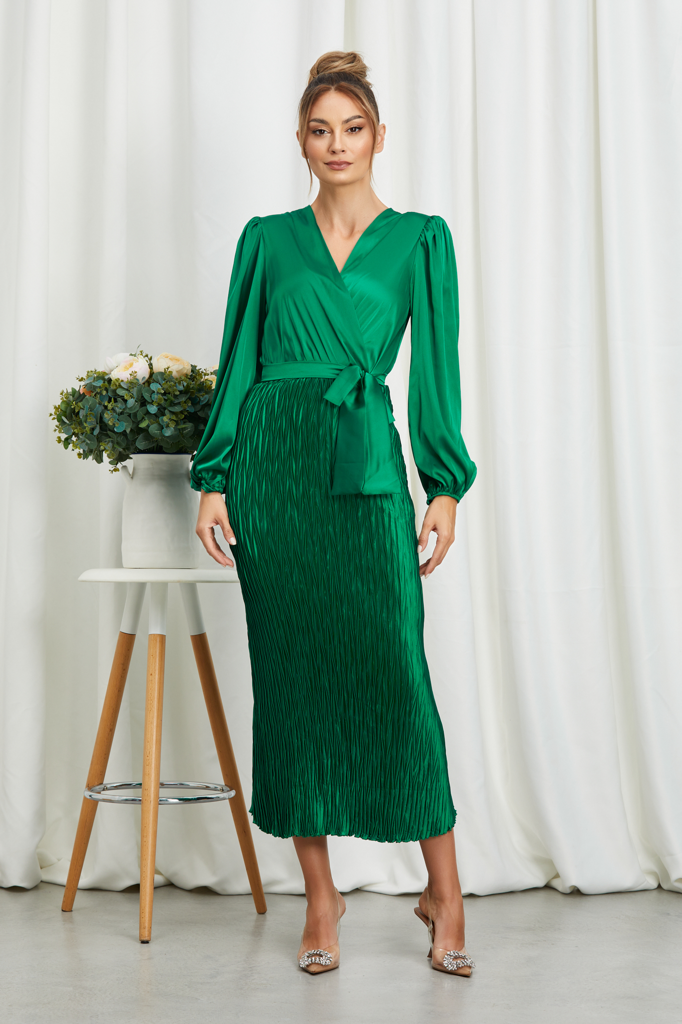 rochie_midi_eleganta_din_satin_3_