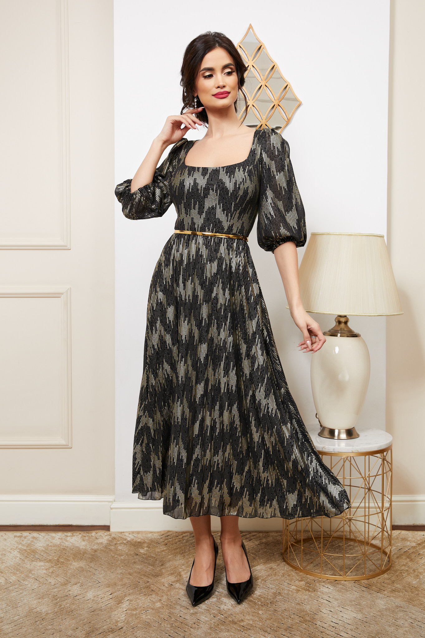rochie_midi_eleganta_din_voal_cu_imprimeu_auriu_3_