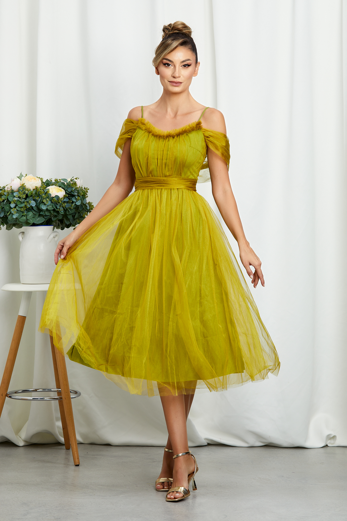 rochie_midi_eleganta_fistic_din_tull_3__1