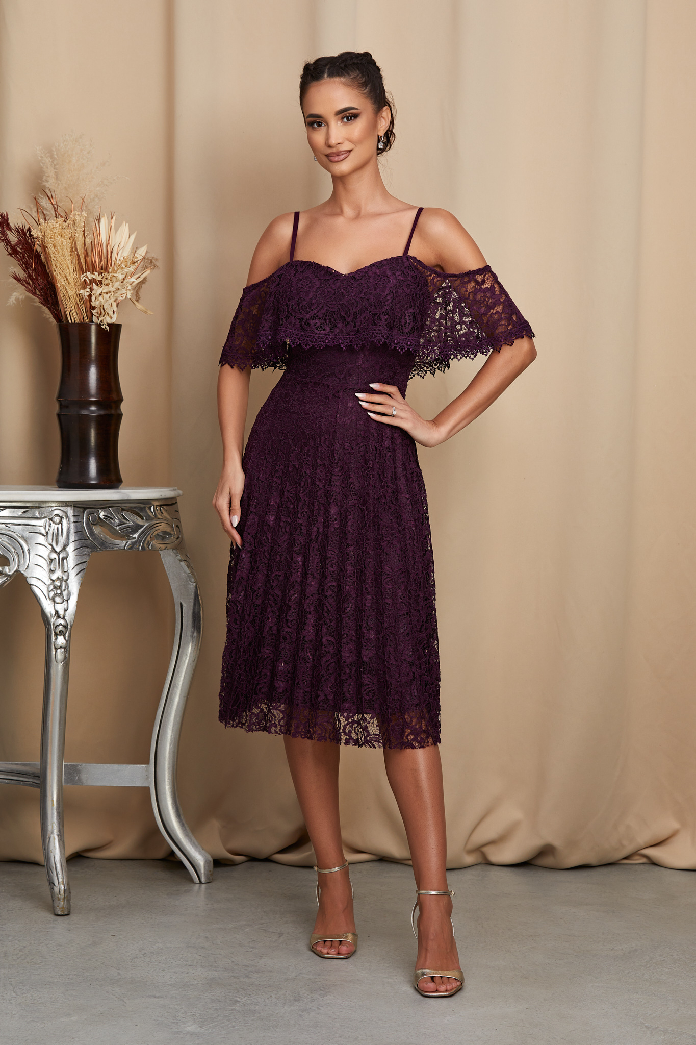rochie_midi_eleganta_violet_din_dantela_3_
