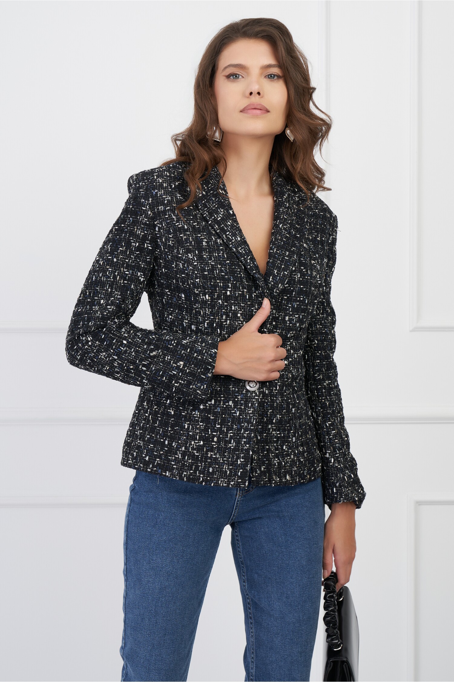 sacou-maria-negru-din-tweed-cu-rever-1323320-1071491-4