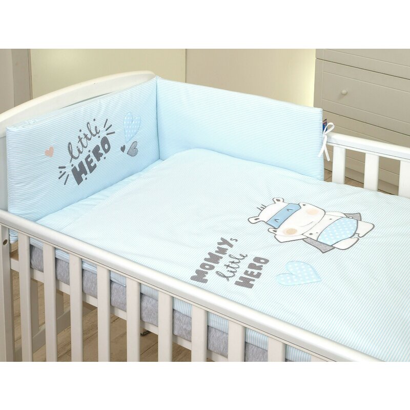 set-lenjerie-din-bumbac-cu-protectie-laterala-pentru-pat-bebelusi-hero-blue-120-x-60-cm-1548187-4
