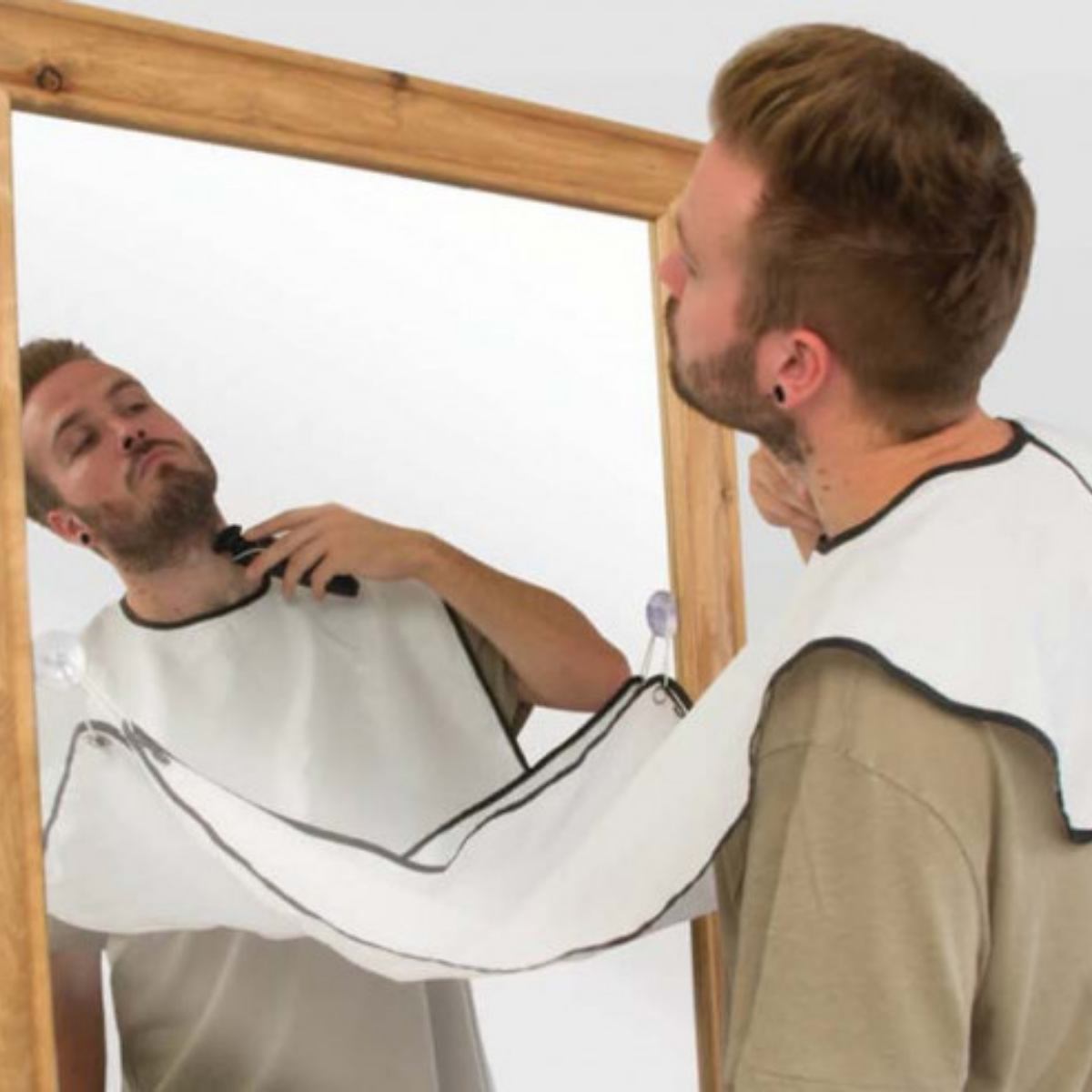 sort-de-barbierit-beard-barber-bib-4275-9424