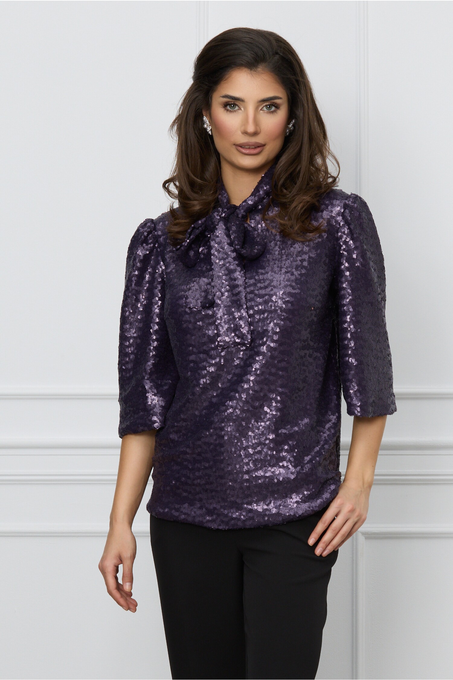 bluza-dy-fashion-mov-din-paiete-cu-funda-la-guler-1272844-1036808-4