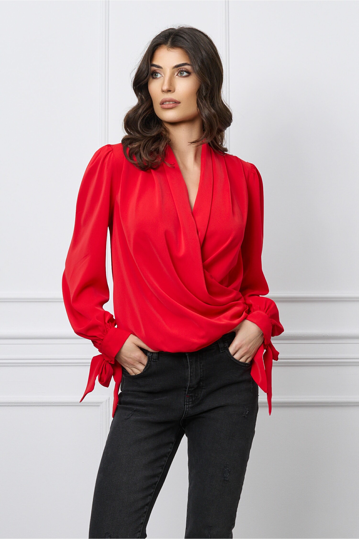 bluza-mbg-rosie-cu-bust-petrecut-1270948-1029439-4