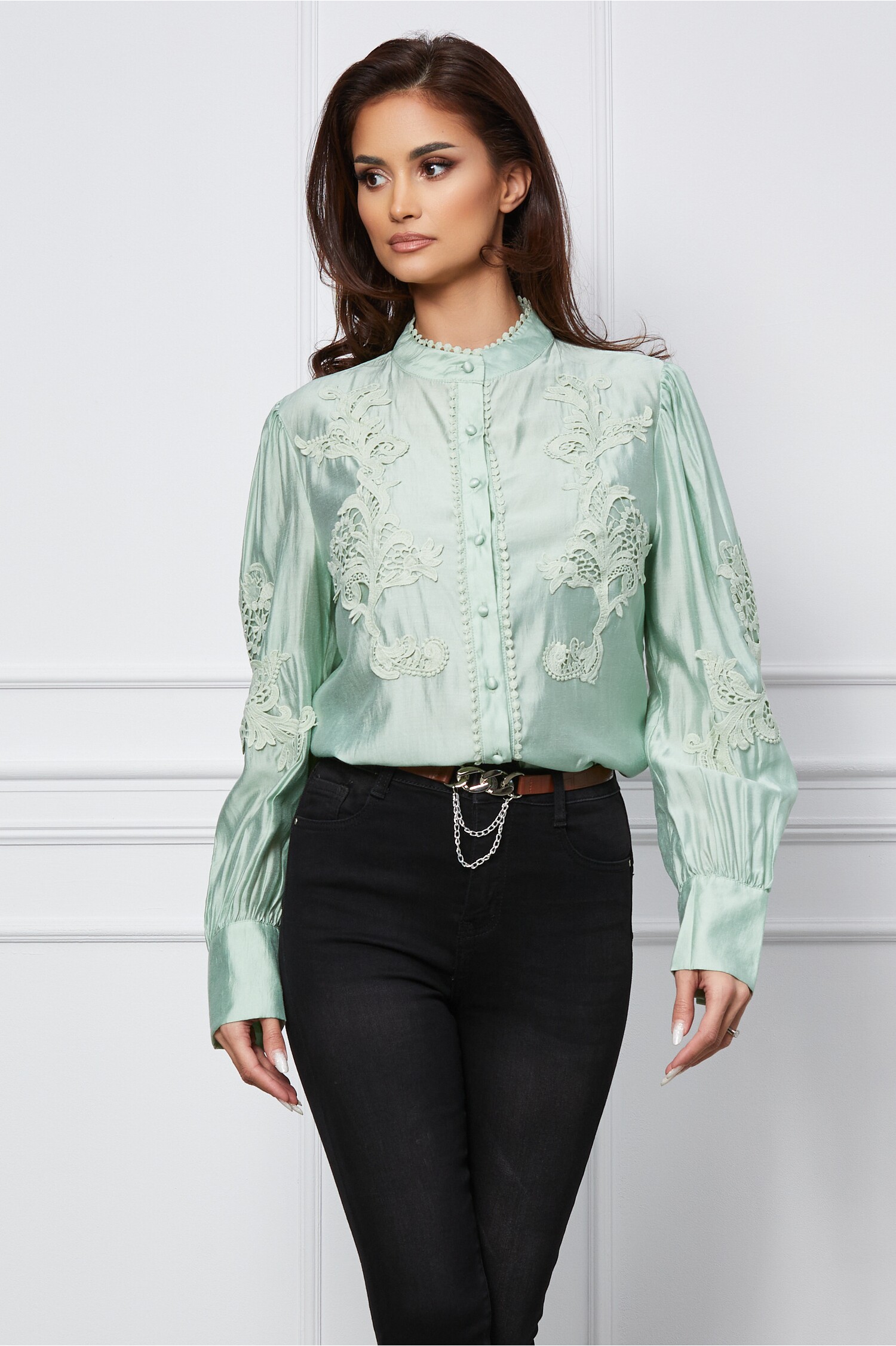 camasa-isabela-verde-cu-broderie-pe-bust-si-maneci-1257982-1020214-4