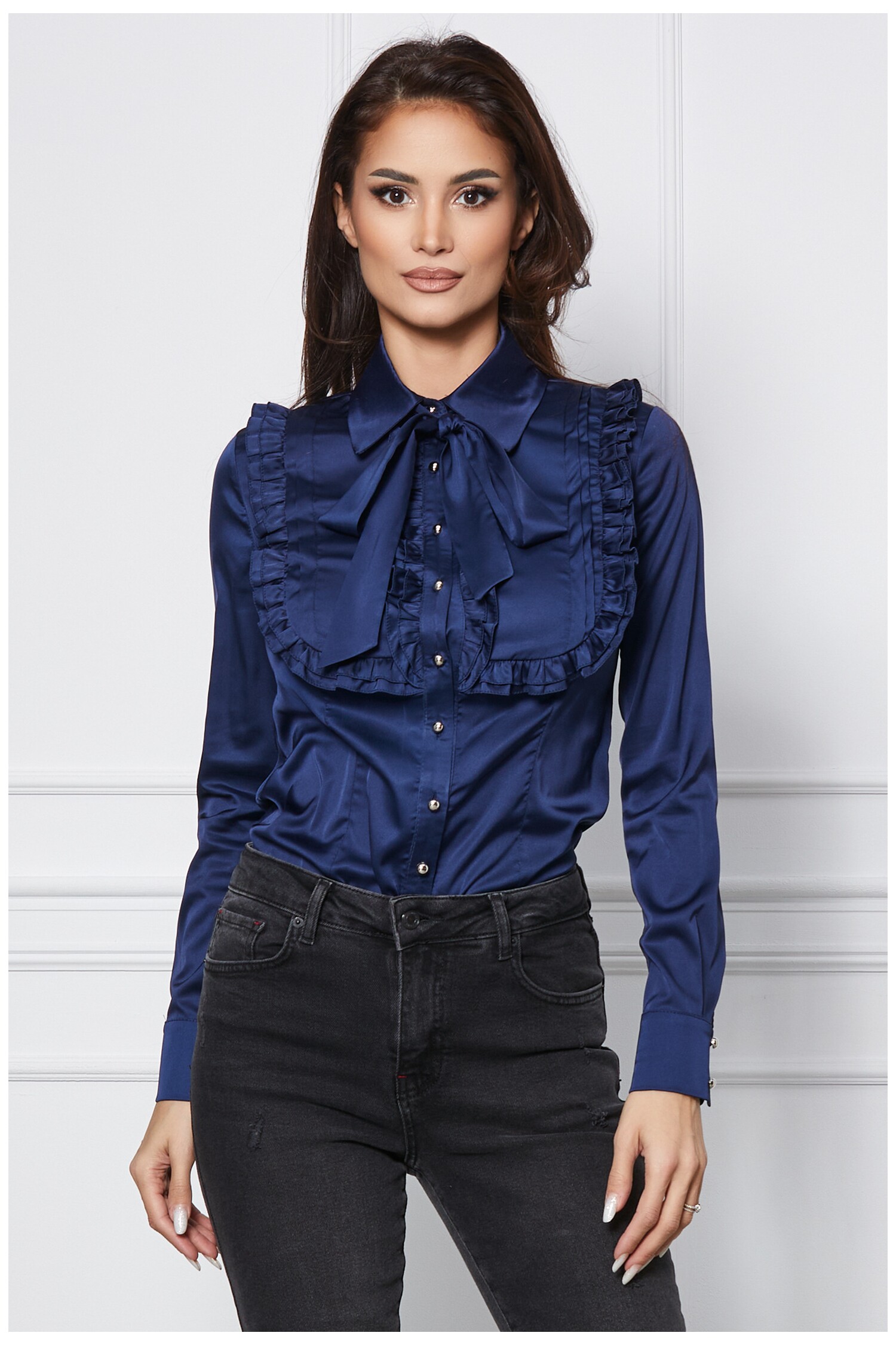 camasa-mbg-bleumarin-cu-volanase-pe-bust-1256782-1018255-4