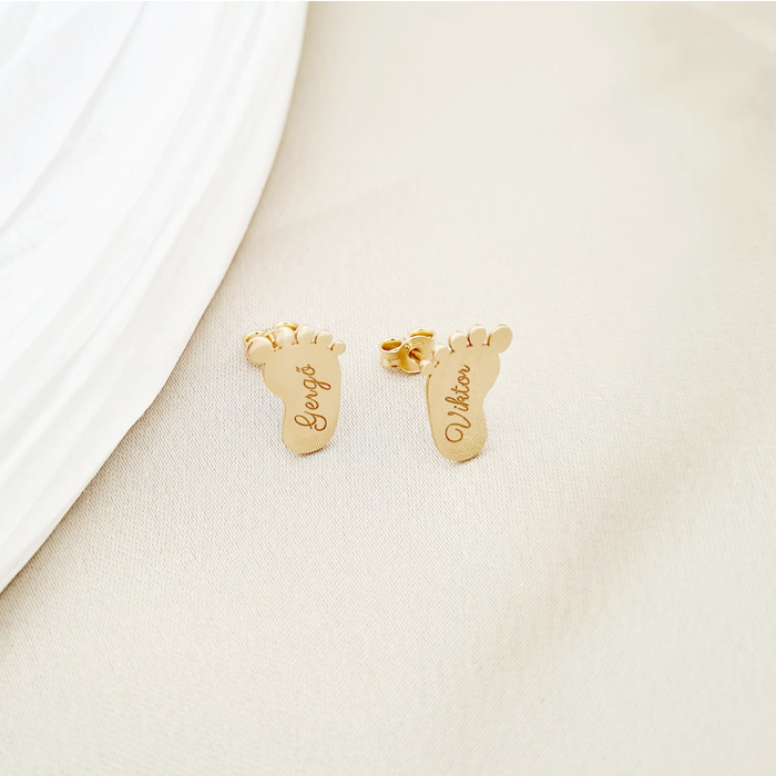 cercei-picioruse-personalizate-talpi-bebe-aur-galben-14k-inchidere-surub-71405-4