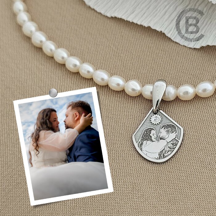 colier-cu-perle-si-pandantiv-personalizata-cu-poza-felinarul-amitirilor-model-fotogravura-relief-argint-925-diamant-natural-91067-4