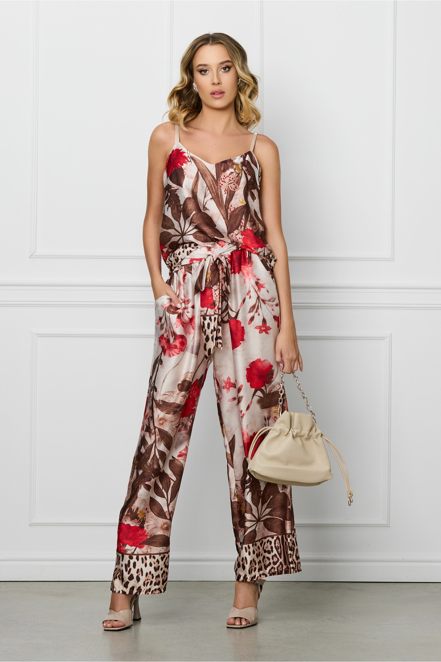 compleu-nora-bej-cu-animal-print-si-flori-rosii-1306415-1058690-4