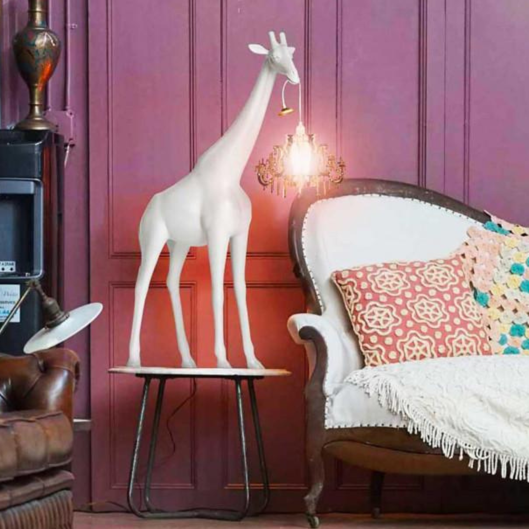 giraffe-in-love-mini-3