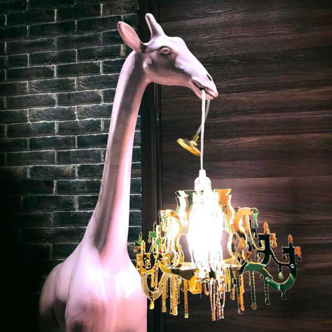 giraffe-in-love-mini-4