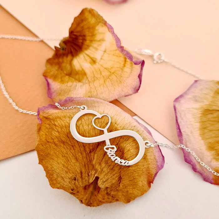 lantisor-personalizat-infinite-love-pandantiv-cu-nume-decupat-argint-925-57719-4