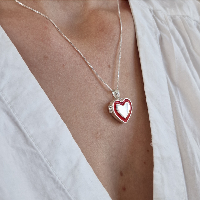 medalion-amintiri-in-inima-locket-cu-poze-in-interior-argint-925-si-email-rosu-68642-4