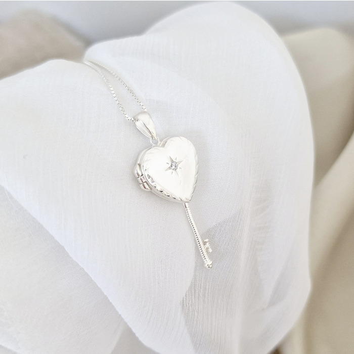 medalion-cheia-iubirii-locket-cu-poze-in-interior-argint-925-si-cristal-zirconia-68495-4