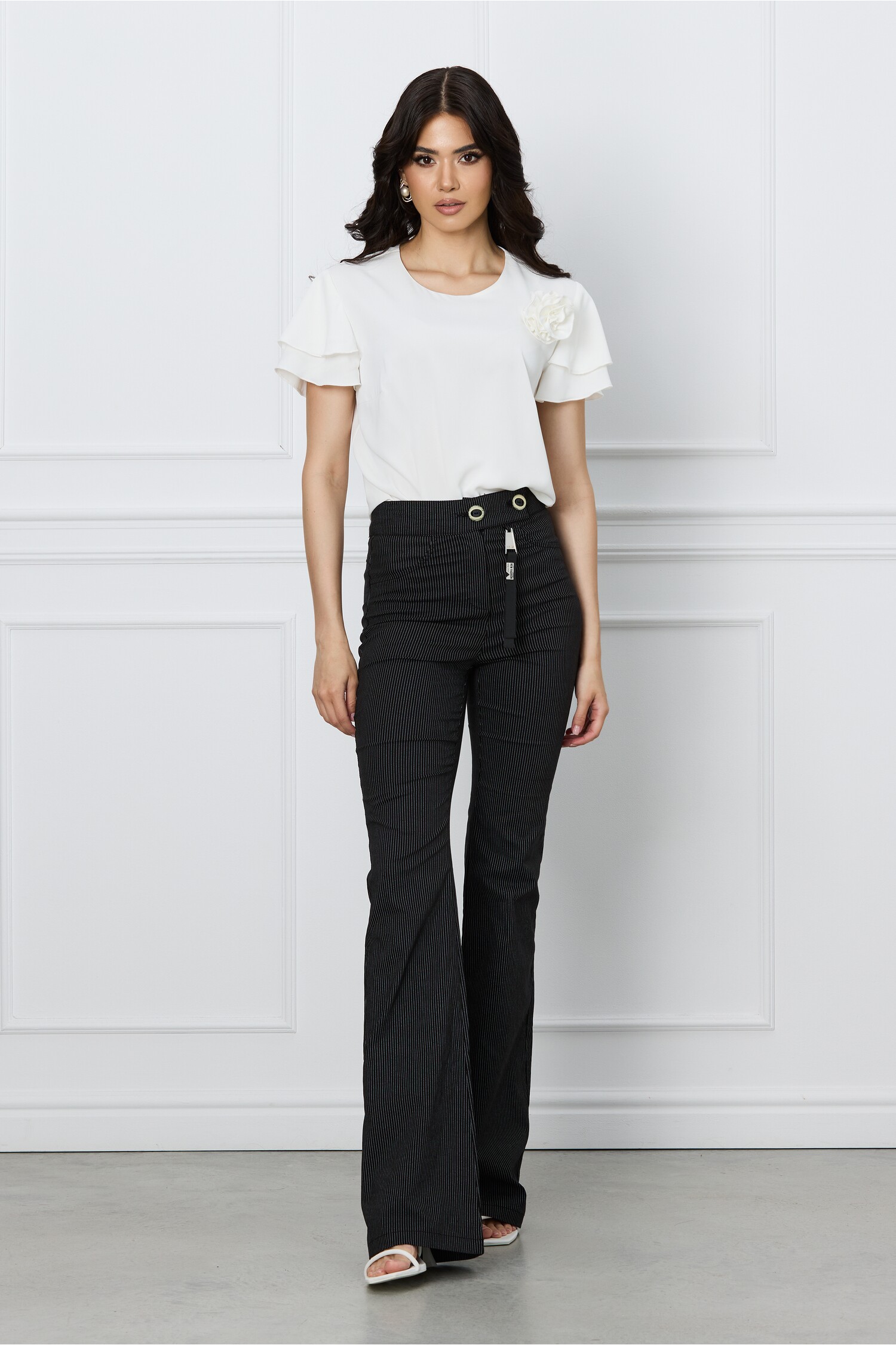 pantaloni-cloe-negri-evazati-cu-dungi-albe-1299773-1053323-4