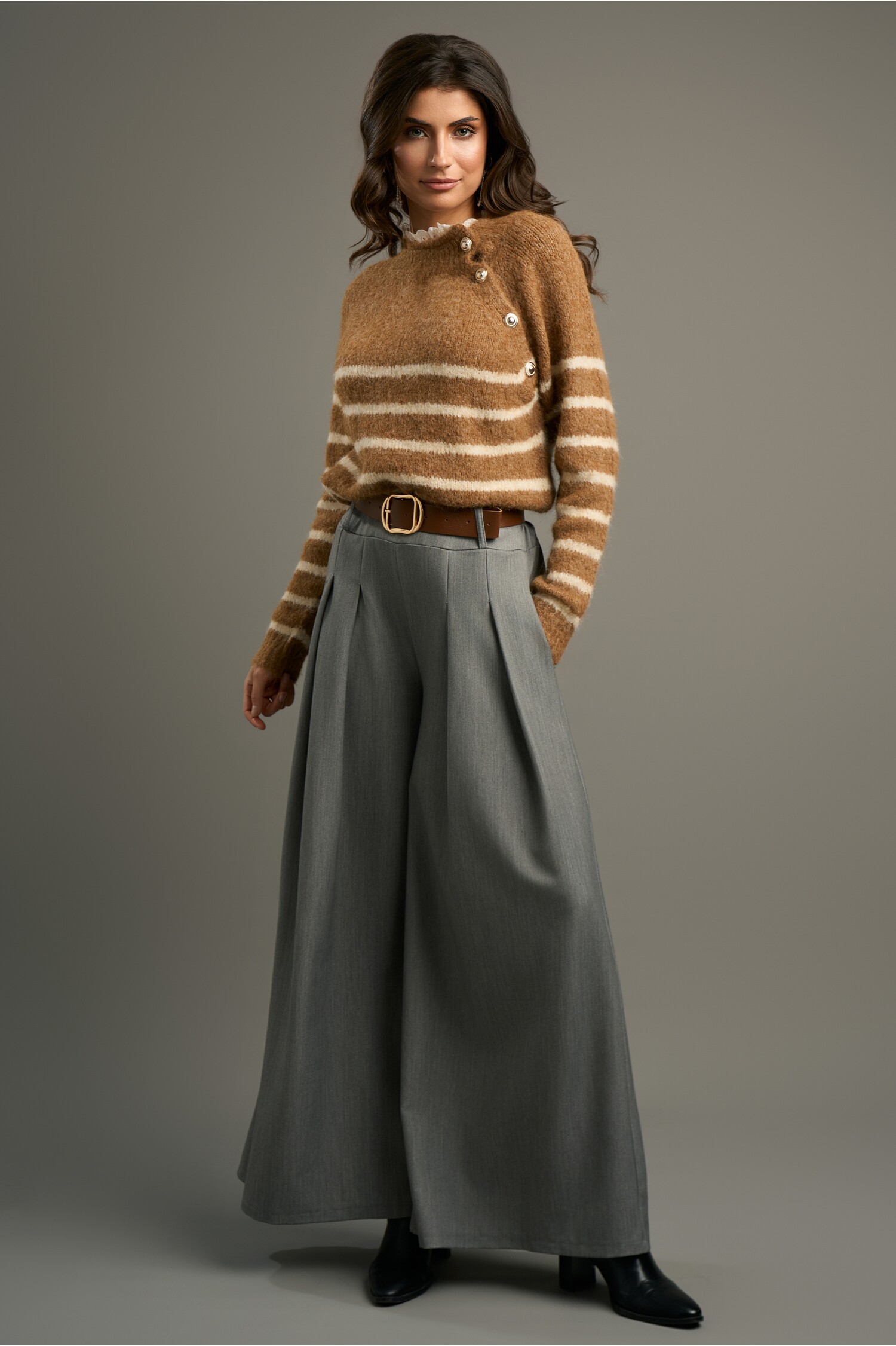 pantaloni-smart-casual-din-stofa-gri-cu-pliuri-si-curea-1341518-1087853-4