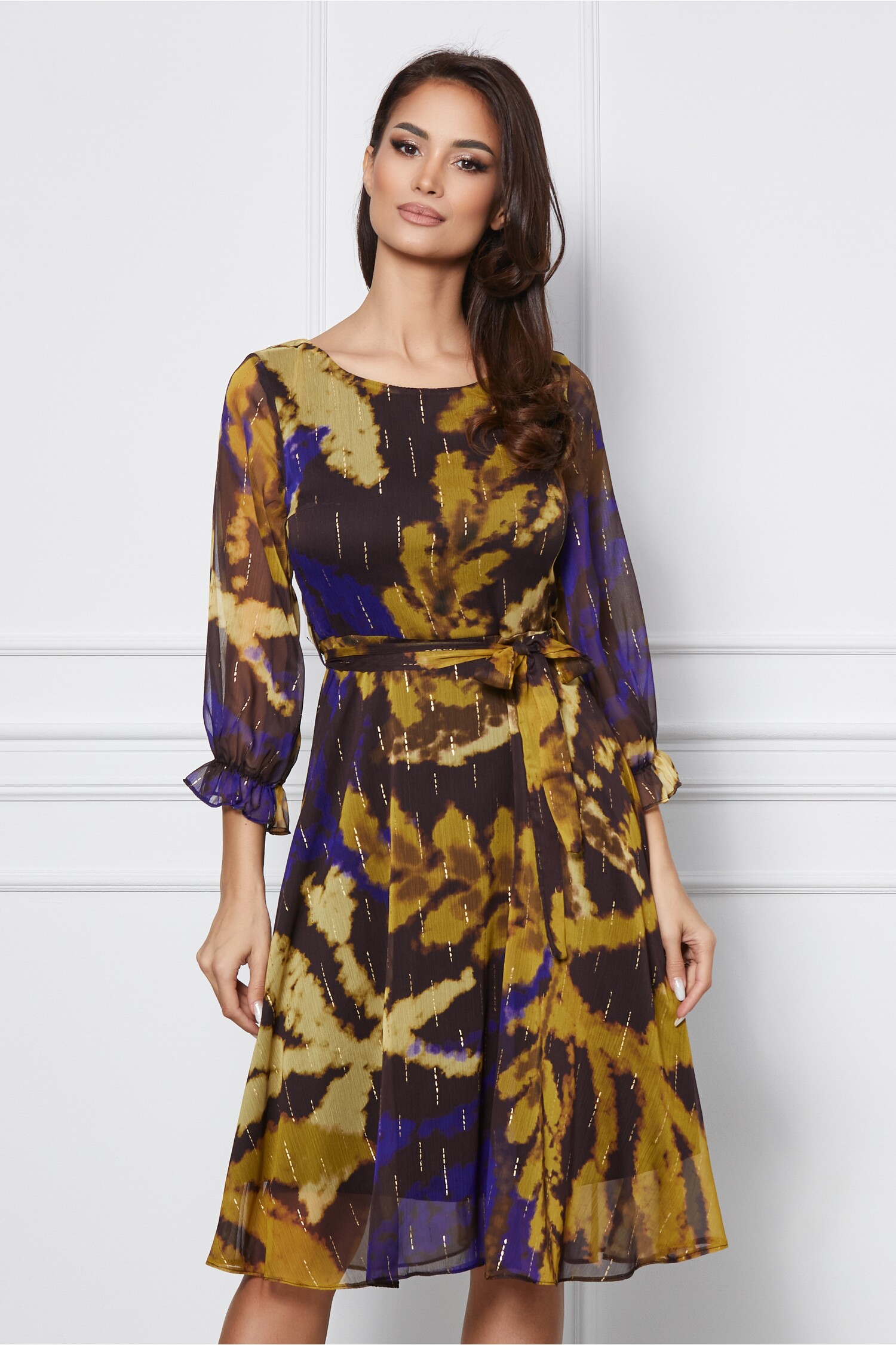 rochie-amira-din-voal-neagra-cu-imprimeu-galben-si-detalii-aurii-1256539-1018015-4