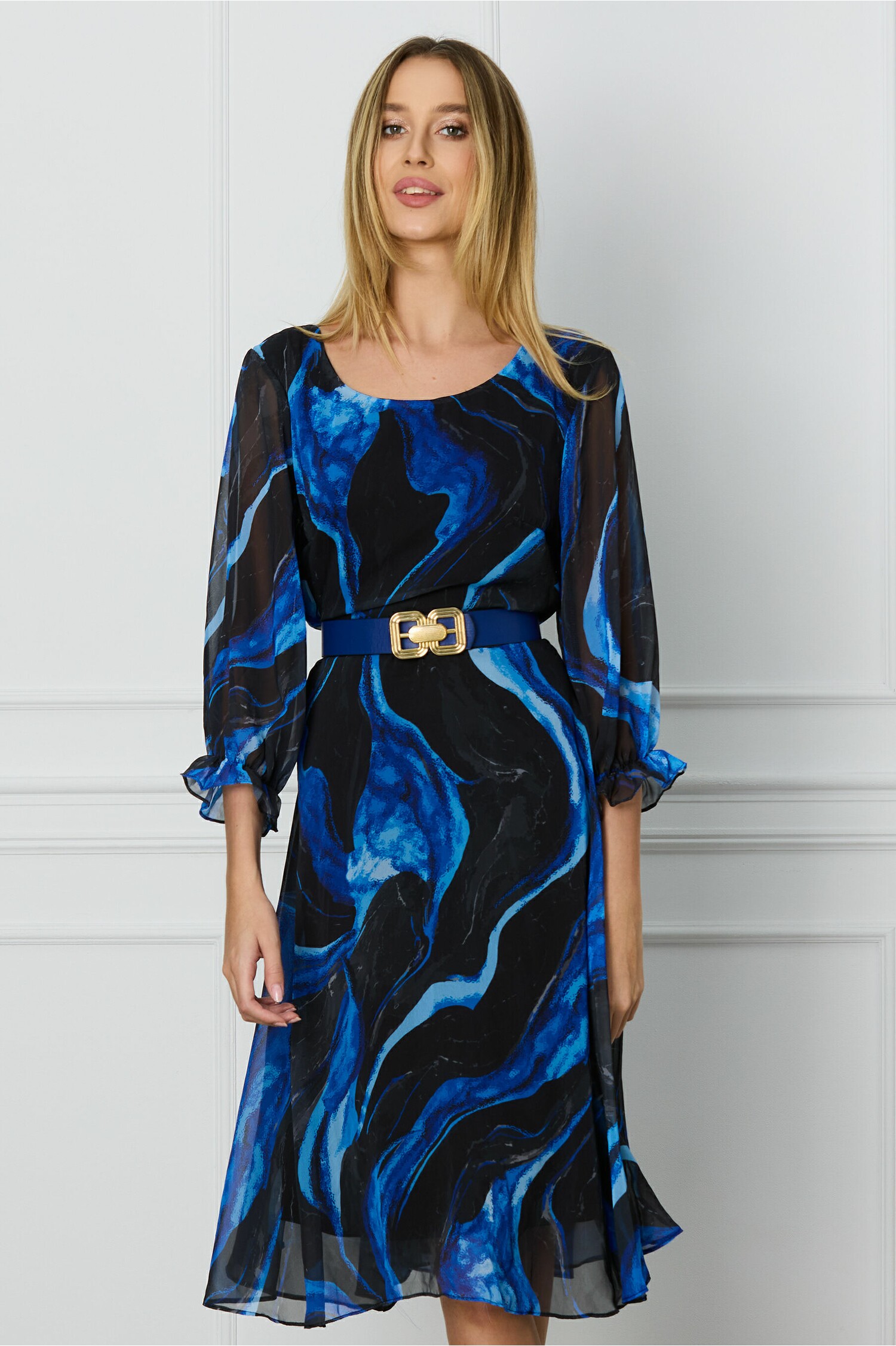 rochie-ana-neagra-din-voal-cu-imprimeu-albastru-si-curea-in-talie-1311305-1062902-4