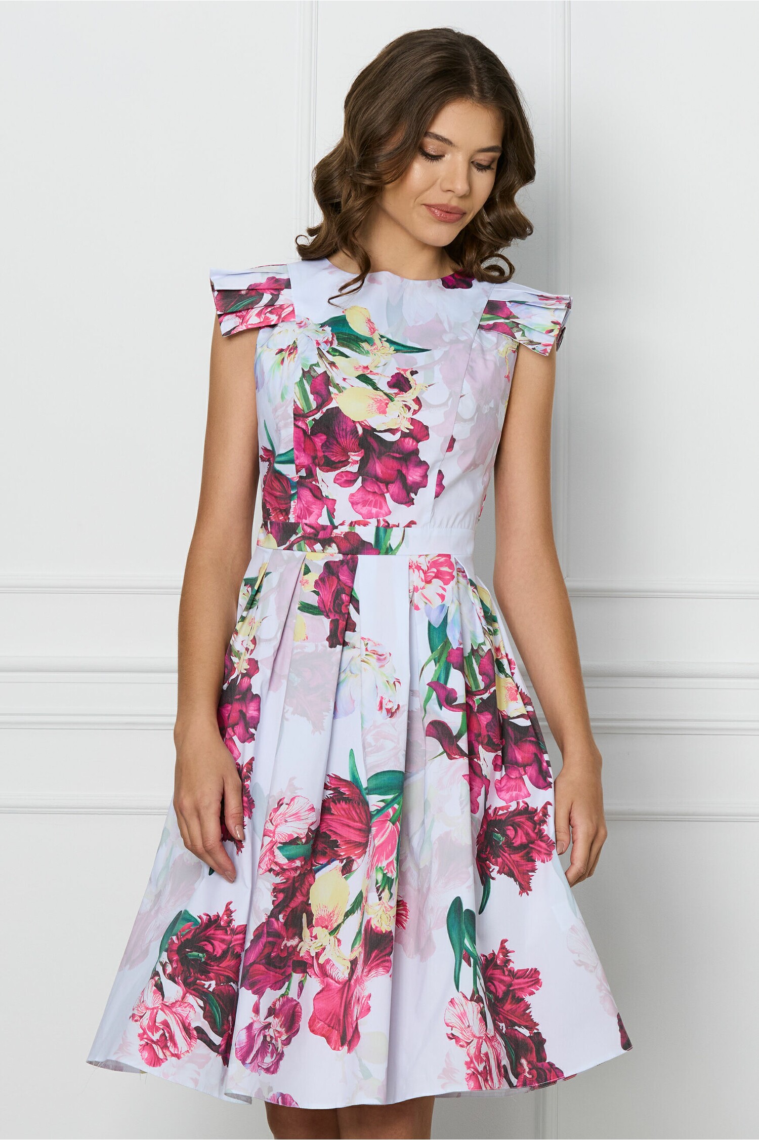 rochie-dy-fashion-alba-cu-imprimeuri-magenta-si-maneci-scurte-evantai-1310792-1060898-4