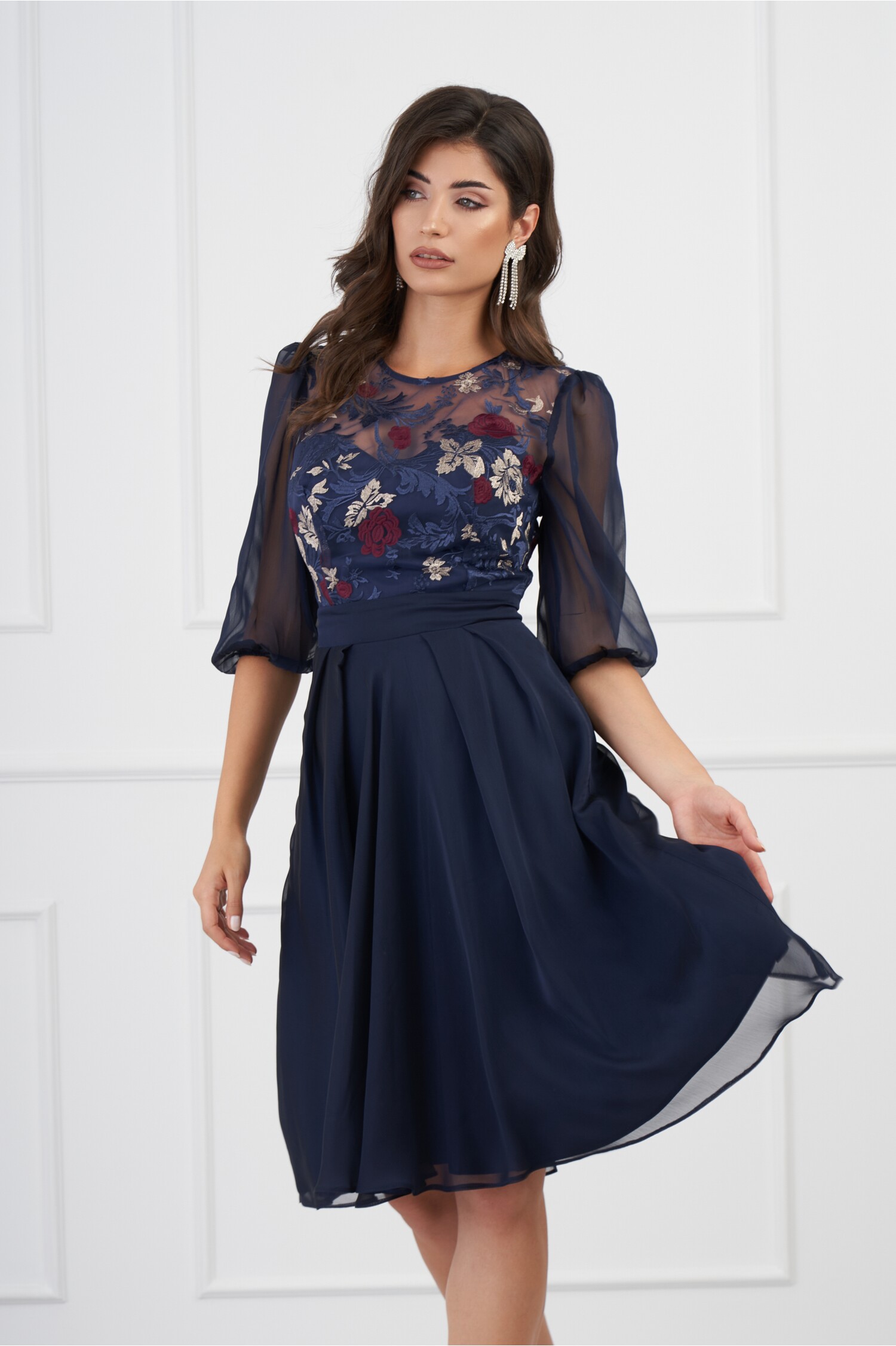 rochie-dy-fashion-bleumarin-din-voal-cu-broderie-florala-la-bust-1313669-1064342-4