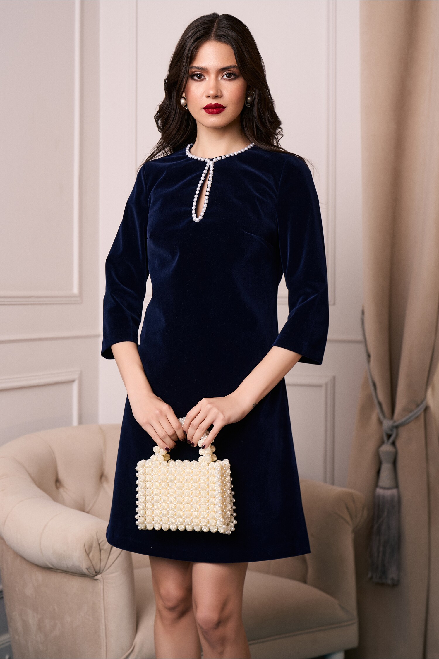 rochie-dy-fashion-eleganta-din-catifea-bleumarin-cu-perle-la-bust-1345055-1089044-4