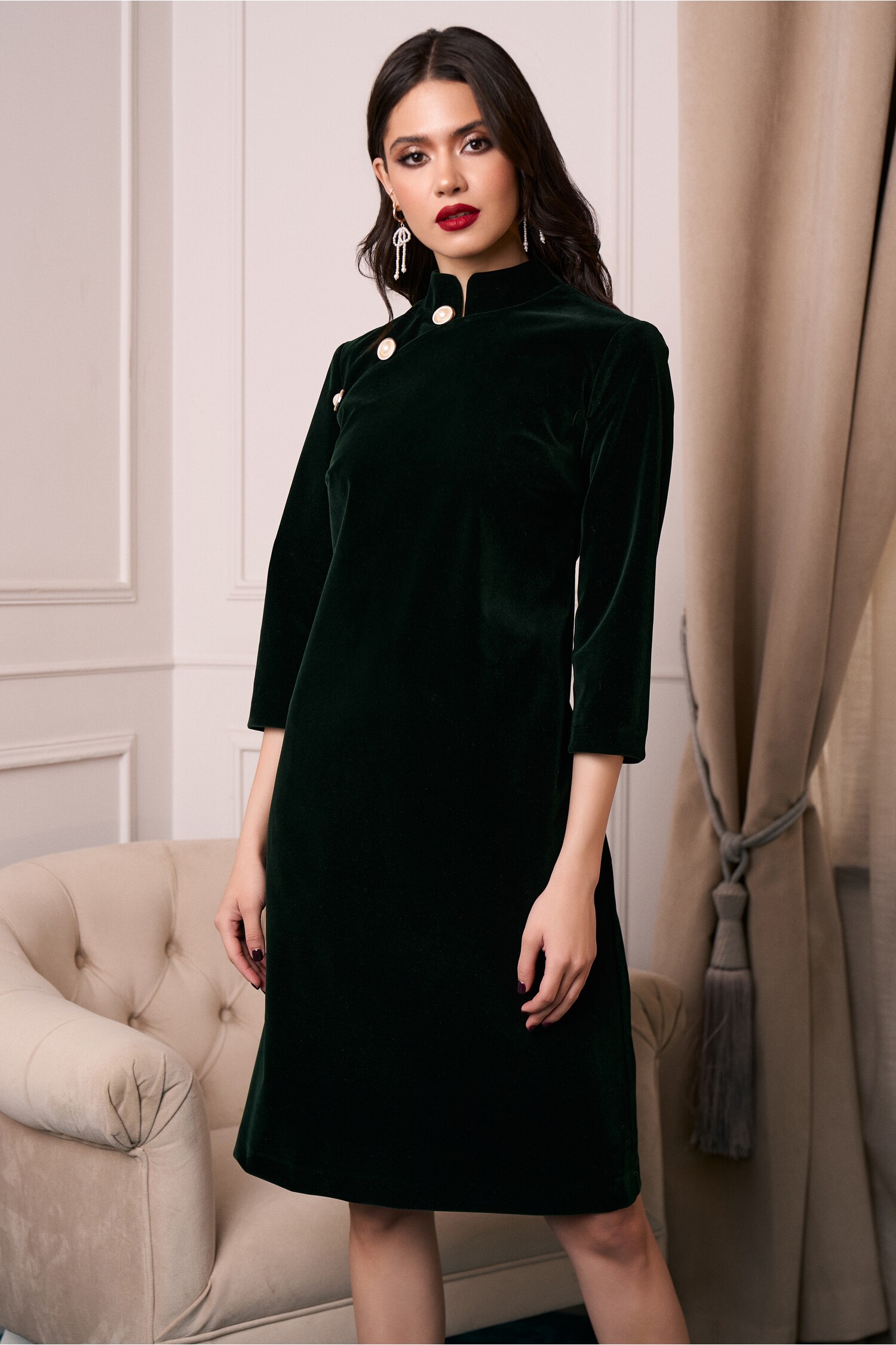rochie-dy-fashion-eleganta-din-catifea-verde-cu-nasturi-la-bust-1344842-1089053-4